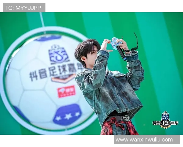 足球明星纷纷登陆抖音平台展现个人魅力与球场风采引发粉丝热议 足球明星纷纷登陆抖音平台展现个人魅力与球场风采引发粉丝热议
