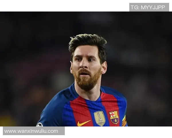 足球明星绿茵场上的传奇瞬间与辉煌成就全景回顾