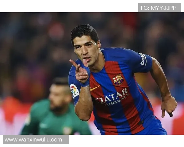 左边前卫足球明星的辉煌历程与传奇瞬间解析