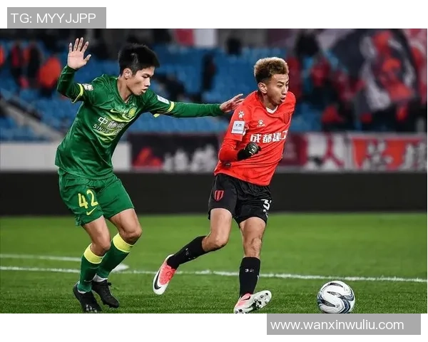 成都篮球队意识争议引发热议球迷对战术与团队配合的不同看法 成都篮球队意识争议引发热议球迷对战术与团队配合的不同看法